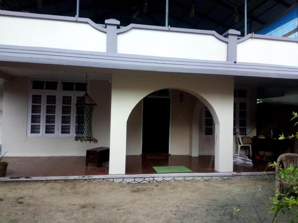 Elara Beach View Homestay Alappuzha المظهر الخارجي الصورة