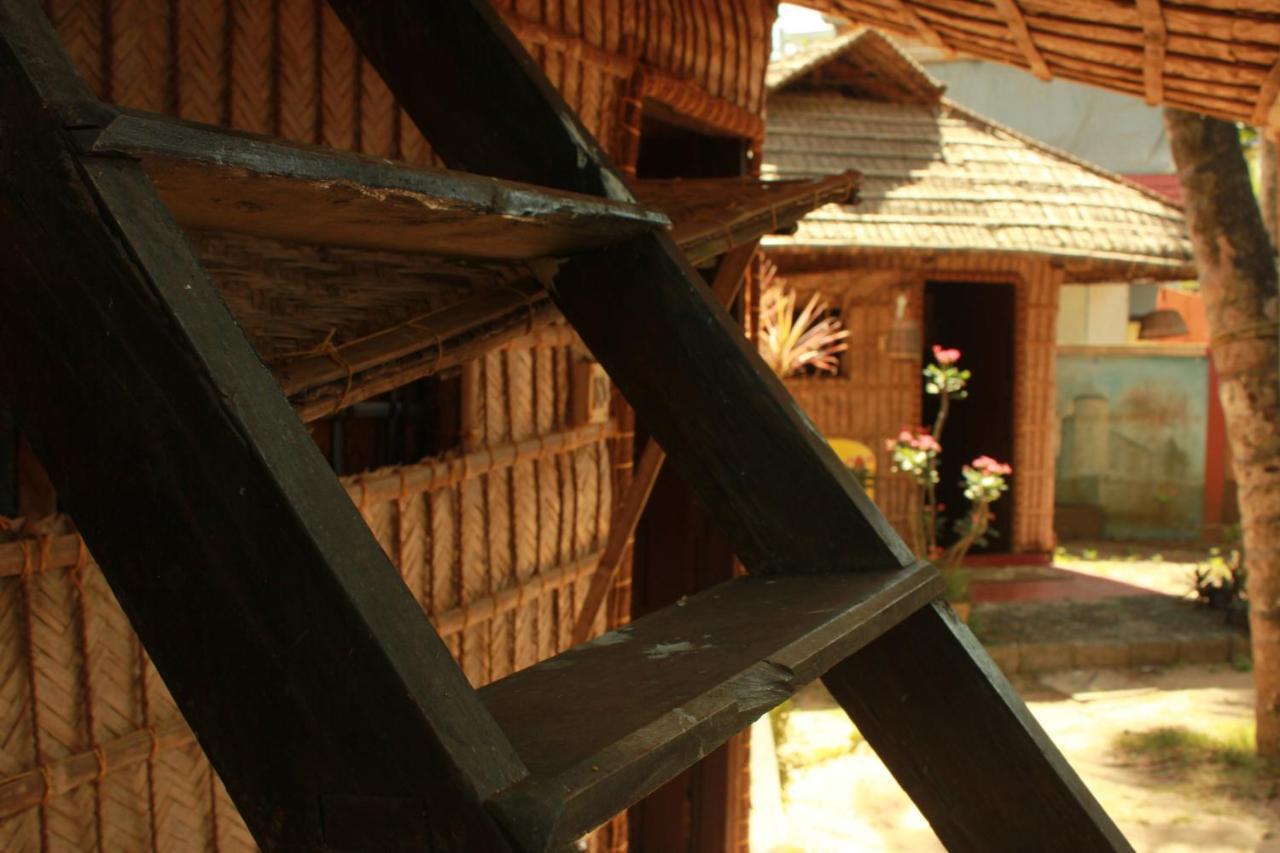 Elara Beach View Homestay Alappuzha المظهر الخارجي الصورة